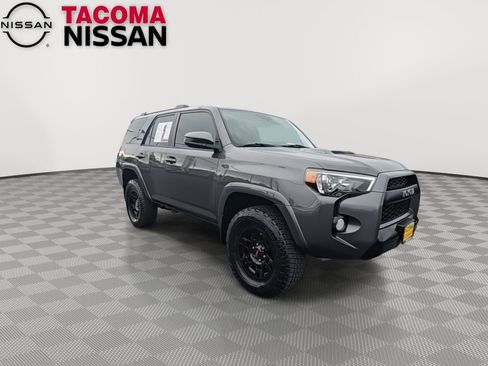 Used 2016 Toyota 4Runner TRD Pro image 2