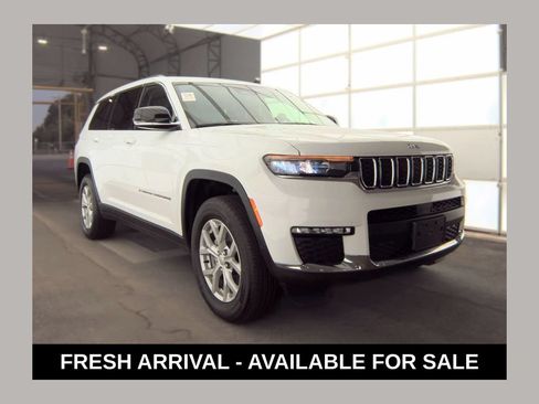 Used 2023 Jeep Grand Cherokee L Limited AWD/4WD image 1