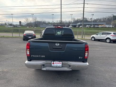 Used 2014 Nissan Frontier SV RWD image 7