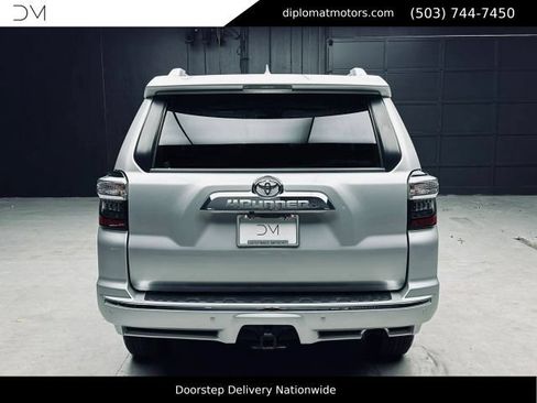 Used 2023 Toyota 4Runner Limited AWD/4WD image 6