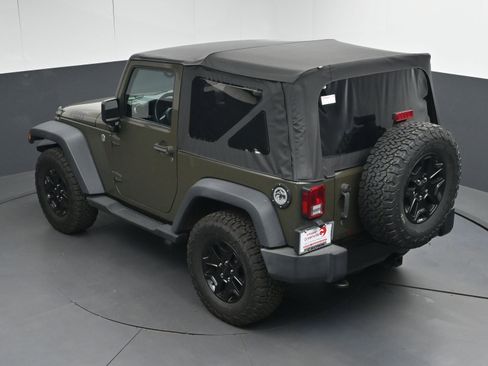 Used 2015 Jeep Wrangler Sport image 33