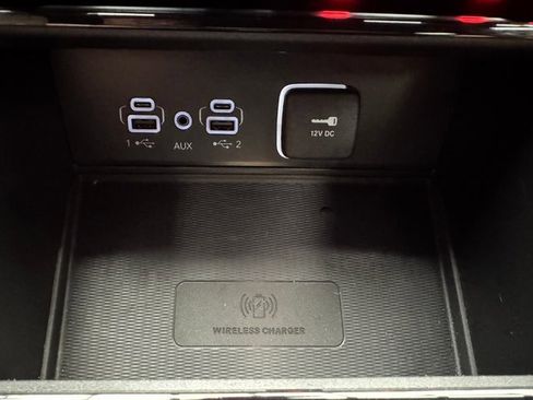 Used 2023 Jeep Grand Cherokee Altitude image 18