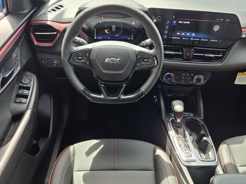 New 2026 Chevrolet TrailBlazer RS w/ Driver Confidence Package FWD image 17