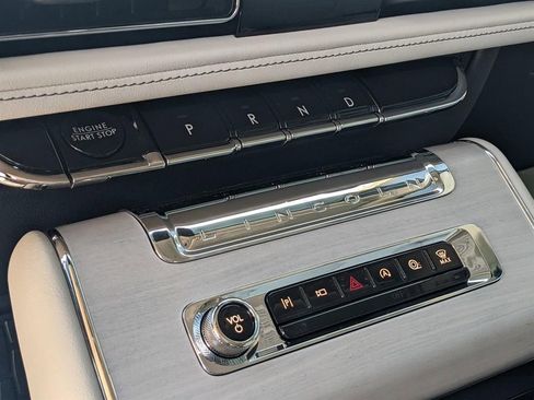 New 2025 Lincoln Aviator Reserve w/ Equipment Group 201A image 20