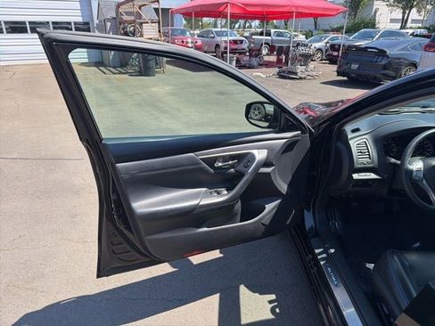 Used 2016 Nissan Altima 2.5 SL FWD image 8