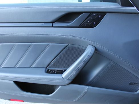 Certified 2022 Porsche 911 Targa 4S image 14