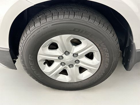 Used 2015 Chevrolet Traverse LS FWD image 11