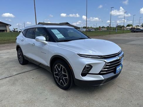 Certified 2023 Chevrolet Blazer Premier w/ Driver Confidence II Package AWD/4WD image 1