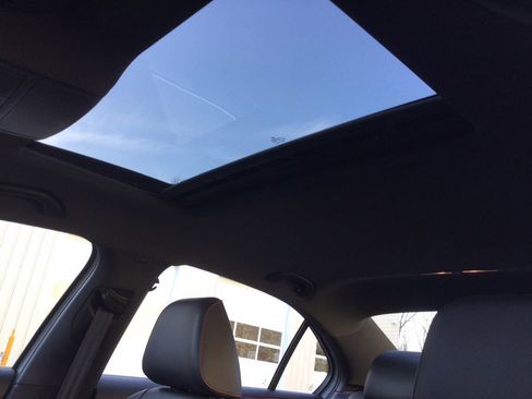 Used 2017 Volkswagen Jetta GLI image 36