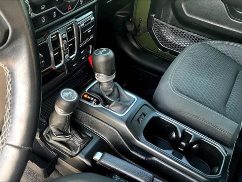 Used 2021 Jeep Wrangler Unlimited Sport AWD/4WD image 14