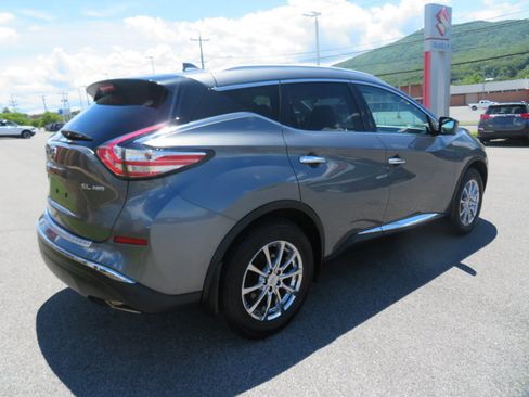 Used 2018 Nissan Murano SL w/ Moonroof Package image 3