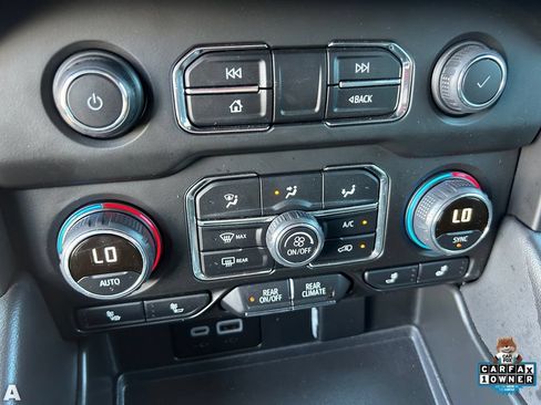 Used 2024 Chevrolet Tahoe RST w/ Luxury Package AWD/4WD image 24