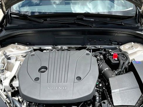 New 2026 Volvo XC60 B5 Plus w/ Protection Package Premier image 23