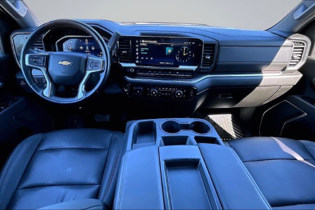 Used 2026 Chevrolet Silverado 2500 LTZ AWD/4WD image 8