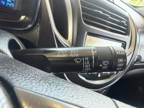 Used 2016 Chevrolet Trax LS FWD image 12
