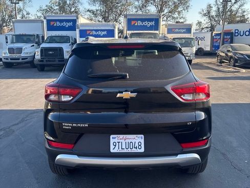Used 2025 Chevrolet TrailBlazer LT AWD/4WD image 5
