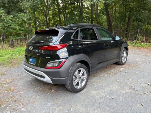 Certified 2023 Hyundai Kona SEL AWD/4WD image 3