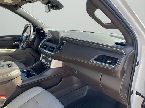 Used 2023 GMC Yukon XL SLT RWD image 15