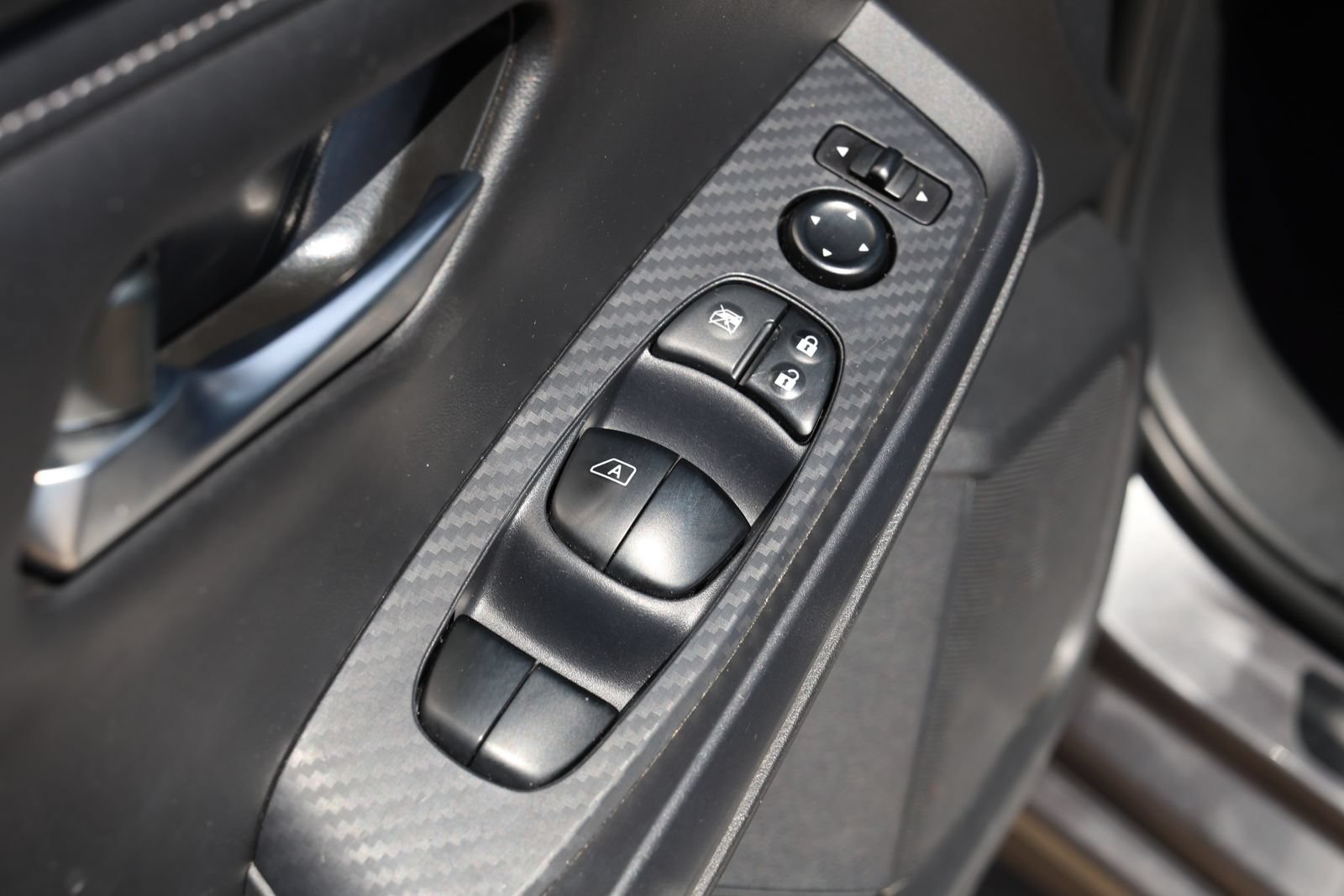 Used 2024 Nissan Sentra SV w/ All-Weather Package FWD image 26