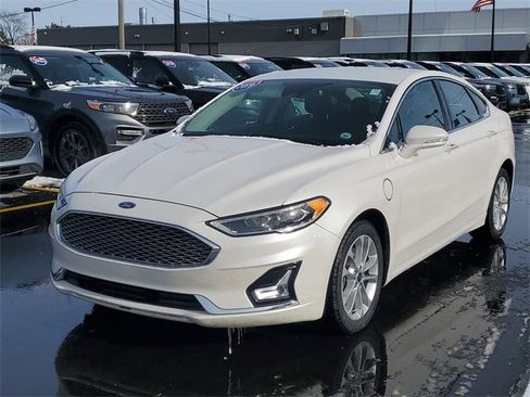 Certified 2019 Ford Fusion Energi Titanium image 2