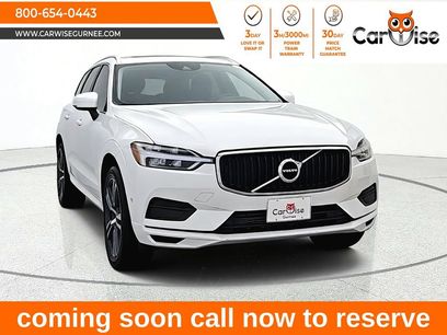 Used 2019 Volvo XC60 T5 Momentum w/ Multimedia Package