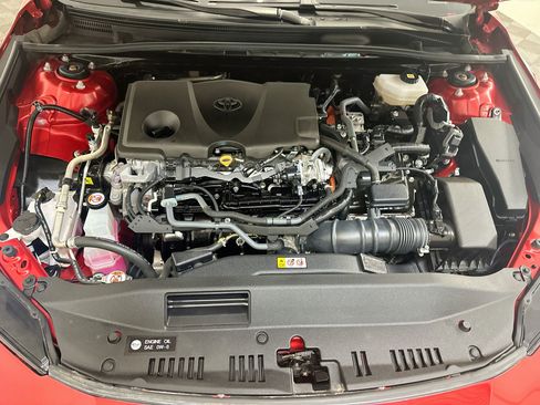 Used 2025 Toyota Camry SE FWD image 34