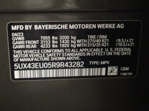 Certified 2024 BMW X5 xDrive50e w/ Premium Package image 36