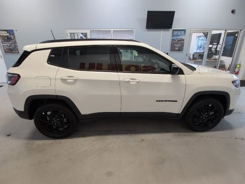 New 2026 Jeep Compass Latitude image 6