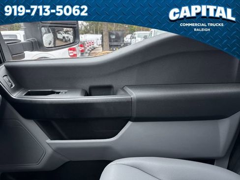 New 2025 Ford F450 XL w/ XL Chrome Package image 29