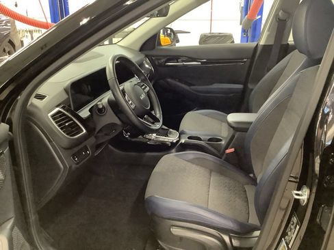 Certified 2025 Kia Seltos S AWD/4WD image 13