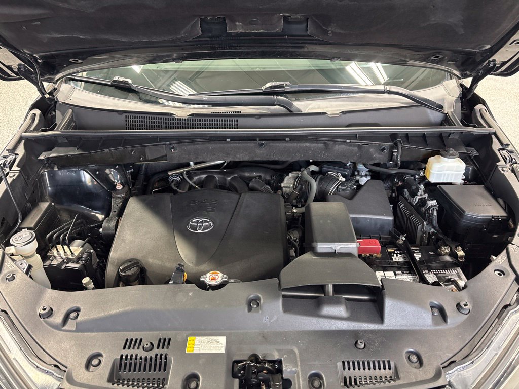 Used 2019 Toyota Highlander SE AWD/4WD image 60