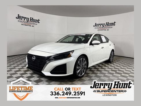 Used 2024 Nissan Altima 2.5 SL FWD image 1