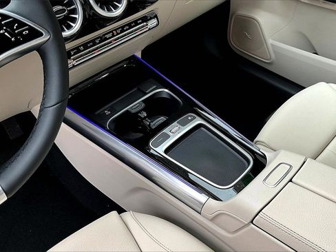 New 2026 Mercedes-Benz GLA 250 4MATIC image 8