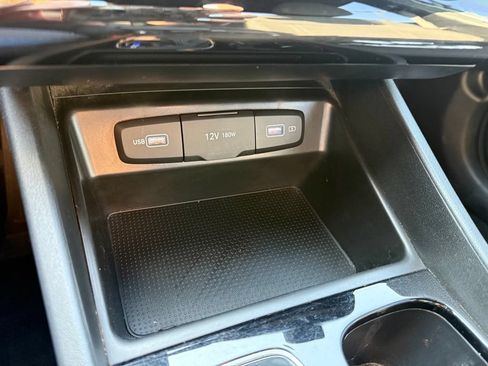 Used 2022 Hyundai Santa Cruz SEL FWD image 19