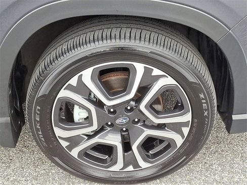 Certified 2023 Subaru Ascent Limited image 9