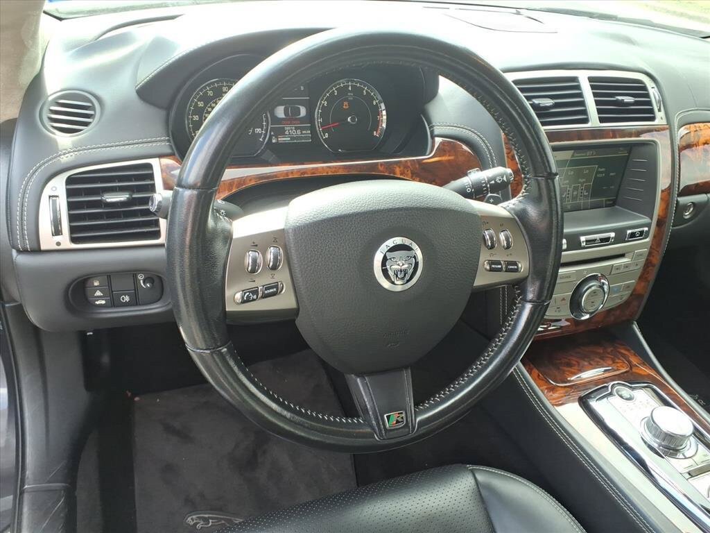 Used 2010 Jaguar XKR R RWD image 25