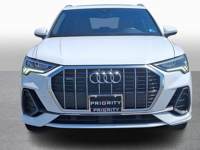 Used 2025 Audi Q3 2.0T Premium AWD/4WD image 2