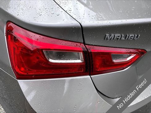 Used 2022 Chevrolet Malibu LS w/ Driver Confidence Package II FWD image 26