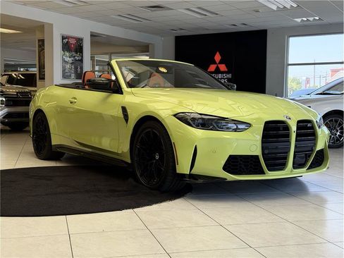 Used 2022 BMW M4 xDrive Competition AWD/4WD image 3