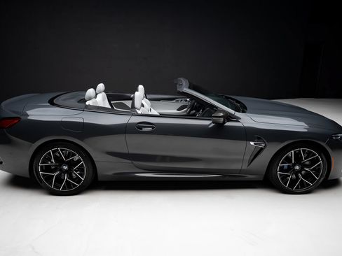 Used 2020 BMW M8 Convertible AWD/4WD image 38