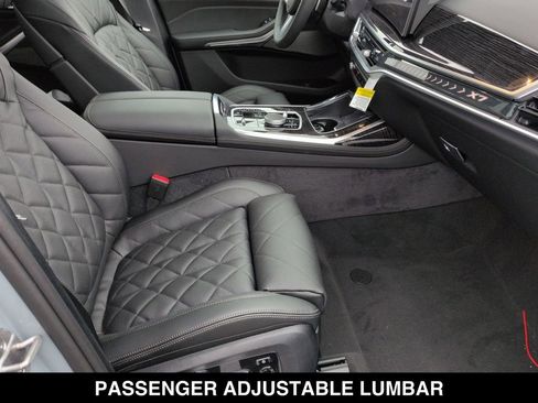 New 2026 BMW X7 xDrive40i w/ M Sport Package AWD/4WD image 29