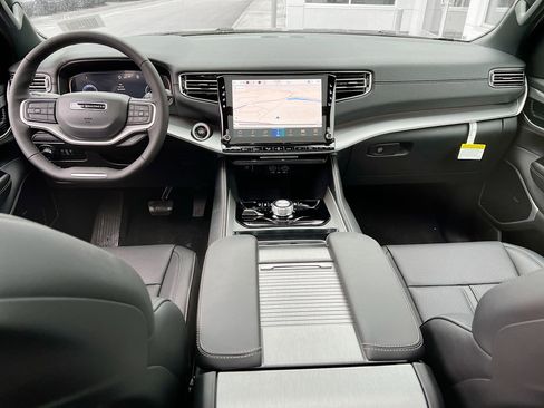 New 2026 Jeep Grand Wagoneer L Limited w/ Premium Group II image 19