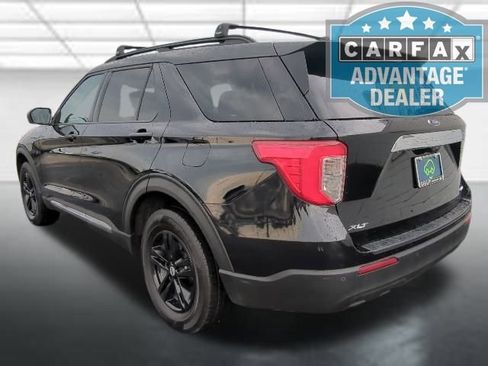 Used 2022 Ford Explorer XLT image 5