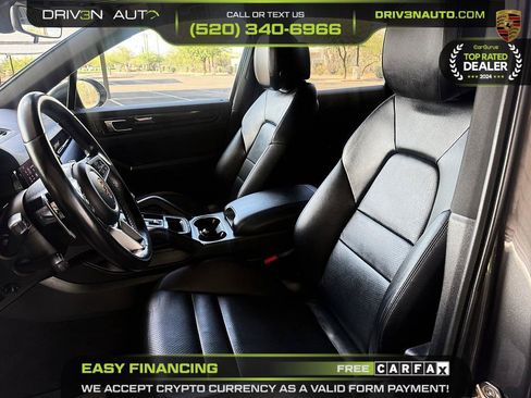 Used 2020 Porsche Cayenne AWD/4WD image 9