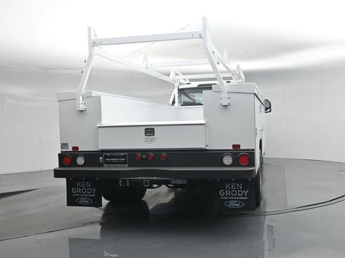 New 2026 Ford F600 4x4 Regular Cab Super Duty w/ XL Chrome Package image 60