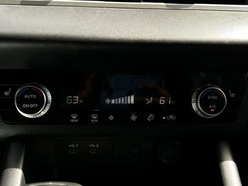 Used 2025 Mitsubishi Outlander SE FWD image 10