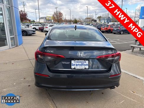 Used 2023 Honda Civic Sport image 5