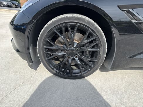 Used 2016 Chevrolet Corvette Stingray Coupe w/ 2LT Preferred Equipment Group image 10