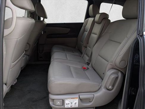 Used 2016 Honda Odyssey Touring Elite image 19