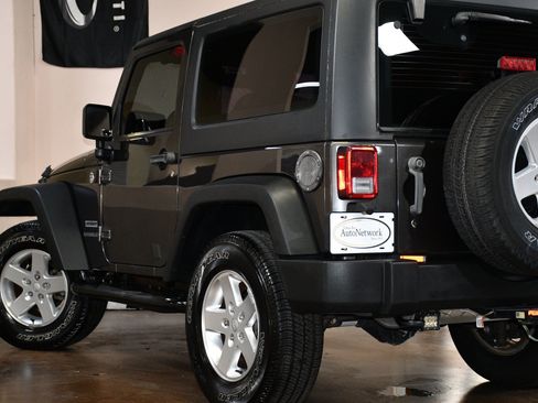 Used 2014 Jeep Wrangler Sport w/ Quick Order Package 24S AWD/4WD image 55